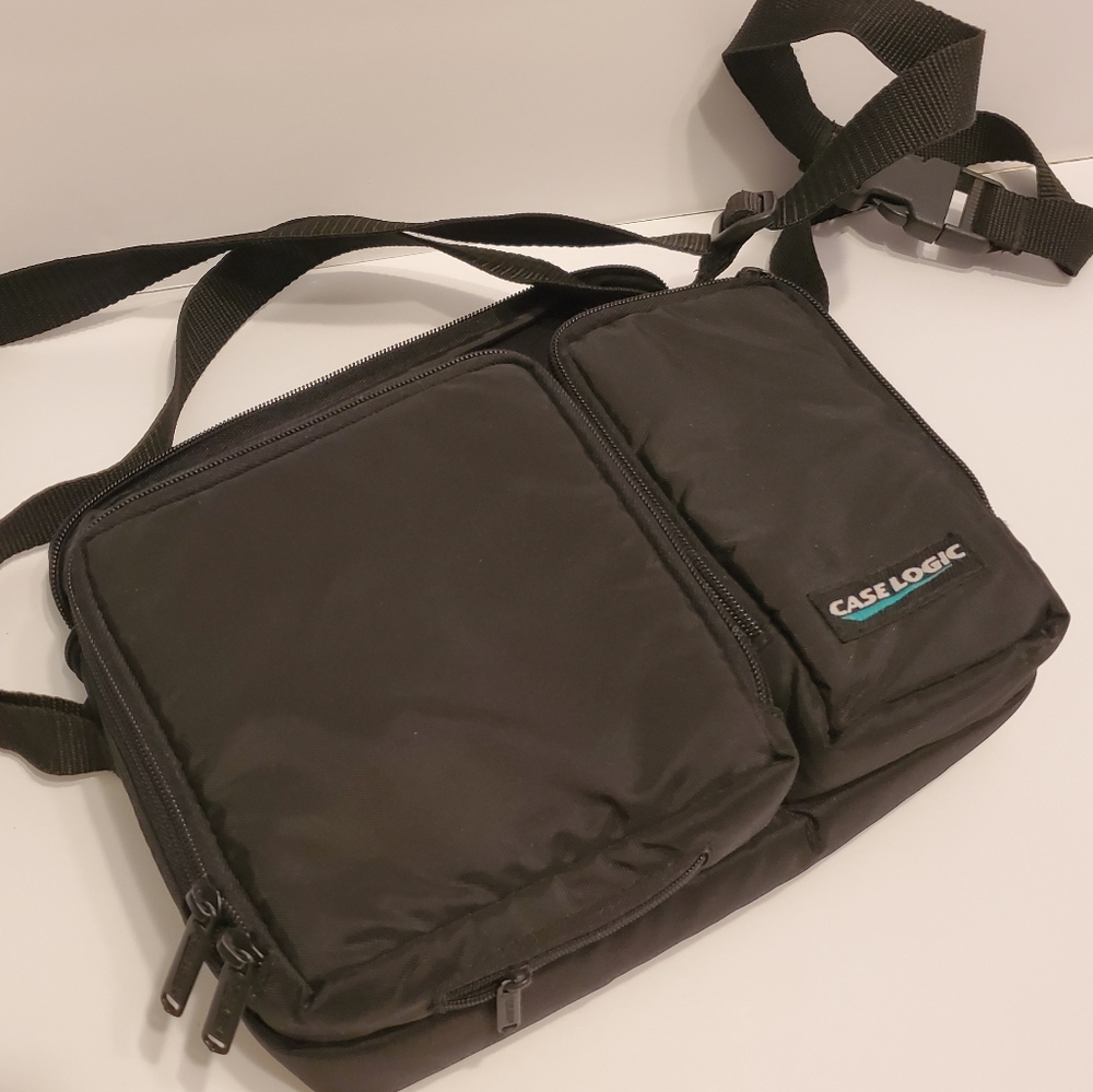 💥3 for $35💥Case Logic Carry Case for Electronics